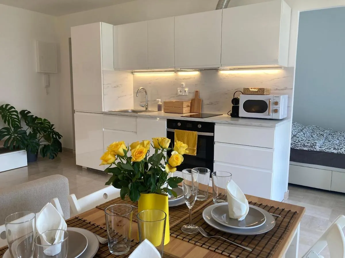 Antibes Juan-Les-Pins Cozy One Bedroom Apartment Near The Beaches And The Restaurants