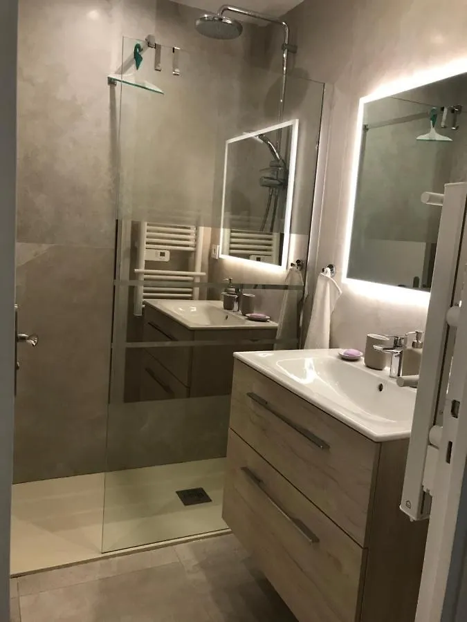 Cozy 1 Bedroom Apartment Antibes Juan-Les-Pins - Walk To Beaches, Restaurants, Old Town