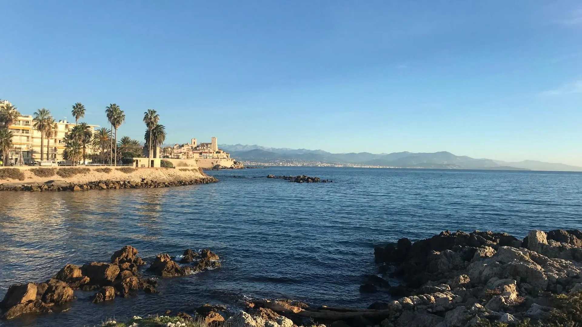 Antibes Juan-Les-Pins Cozy One Bedroom Apartment Near The Beaches And The Restaurants 0*,  France