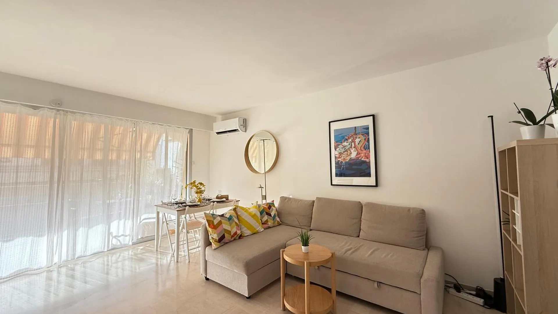 Cozy 1 Bedroom Apartment Antibes Juan-Les-Pins - Walk To Beaches, Restaurants, Old Town France