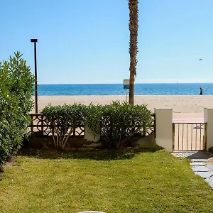 https://the-beach.catalonia-hotels.com